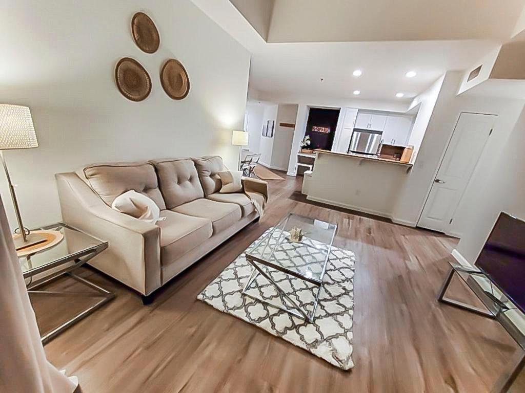 Two Bedroom Condo At Universal Studios Los Angeles Exterior photo